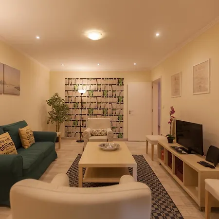 Flh Bairro Alto Artistic With View Апартаменты *