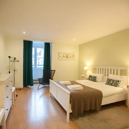 Апартаменты Flh Bairro Alto Artistic With View Лиссабон